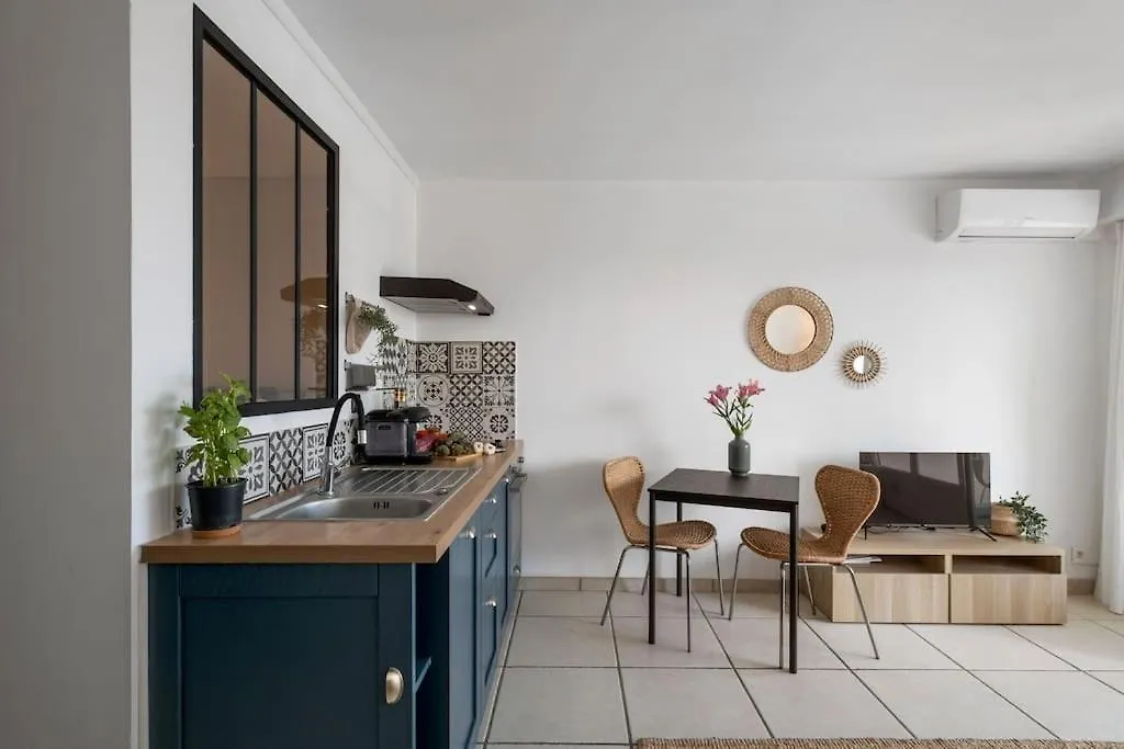 Apartment Sunlight Properties - La Plage - Juan Les Pins - 100M From The Beach Antibes