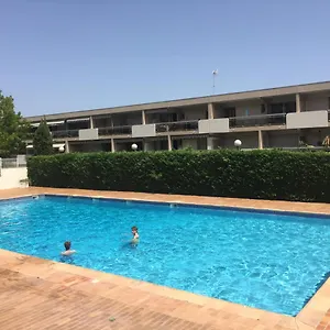  Appartamento Studio 30m2 With Pool, Parking And A Garden